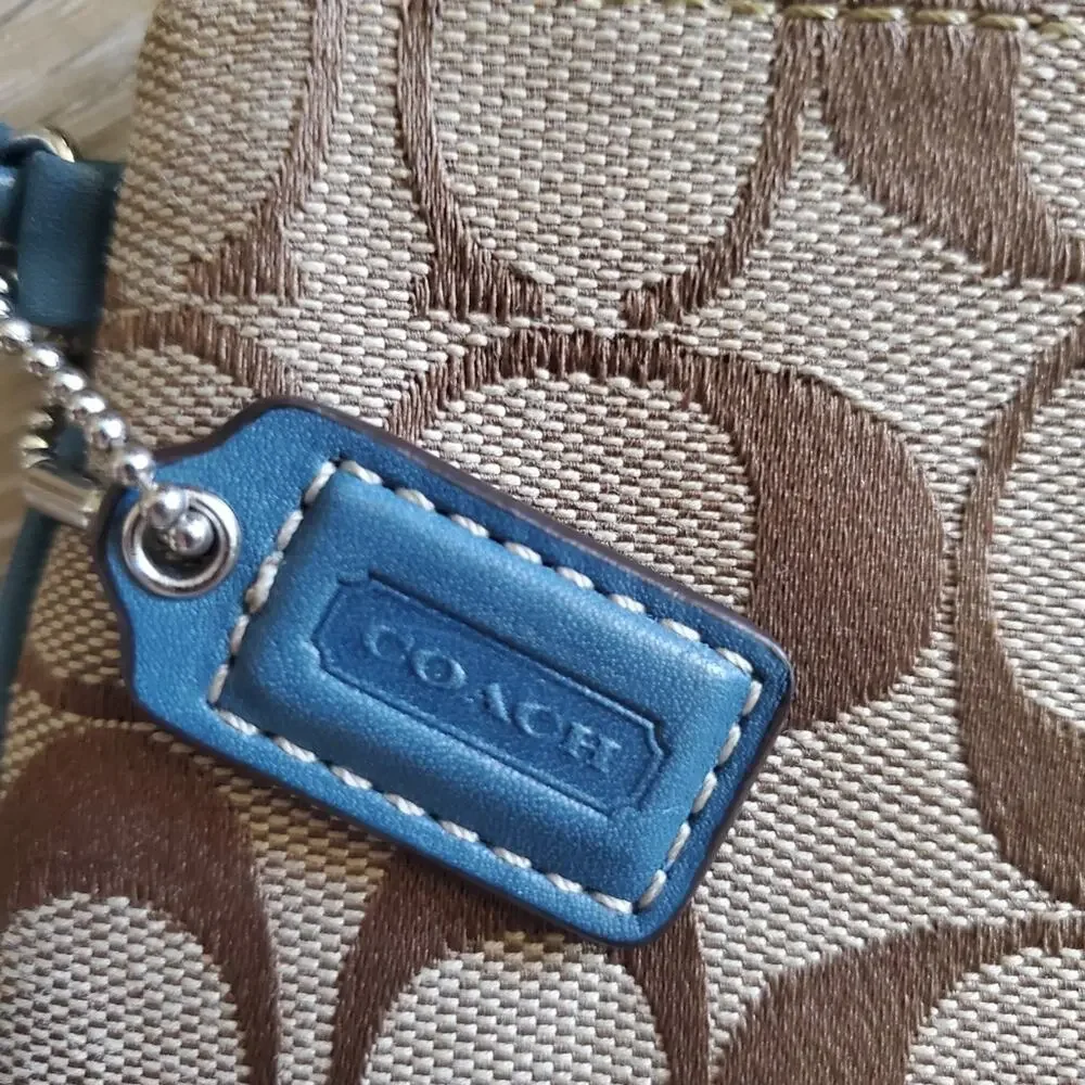 Coach Signature Wristlet - Picture 4 of 7